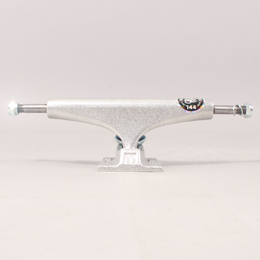 Royal New Geometry Ultra Light Trucks - Silver