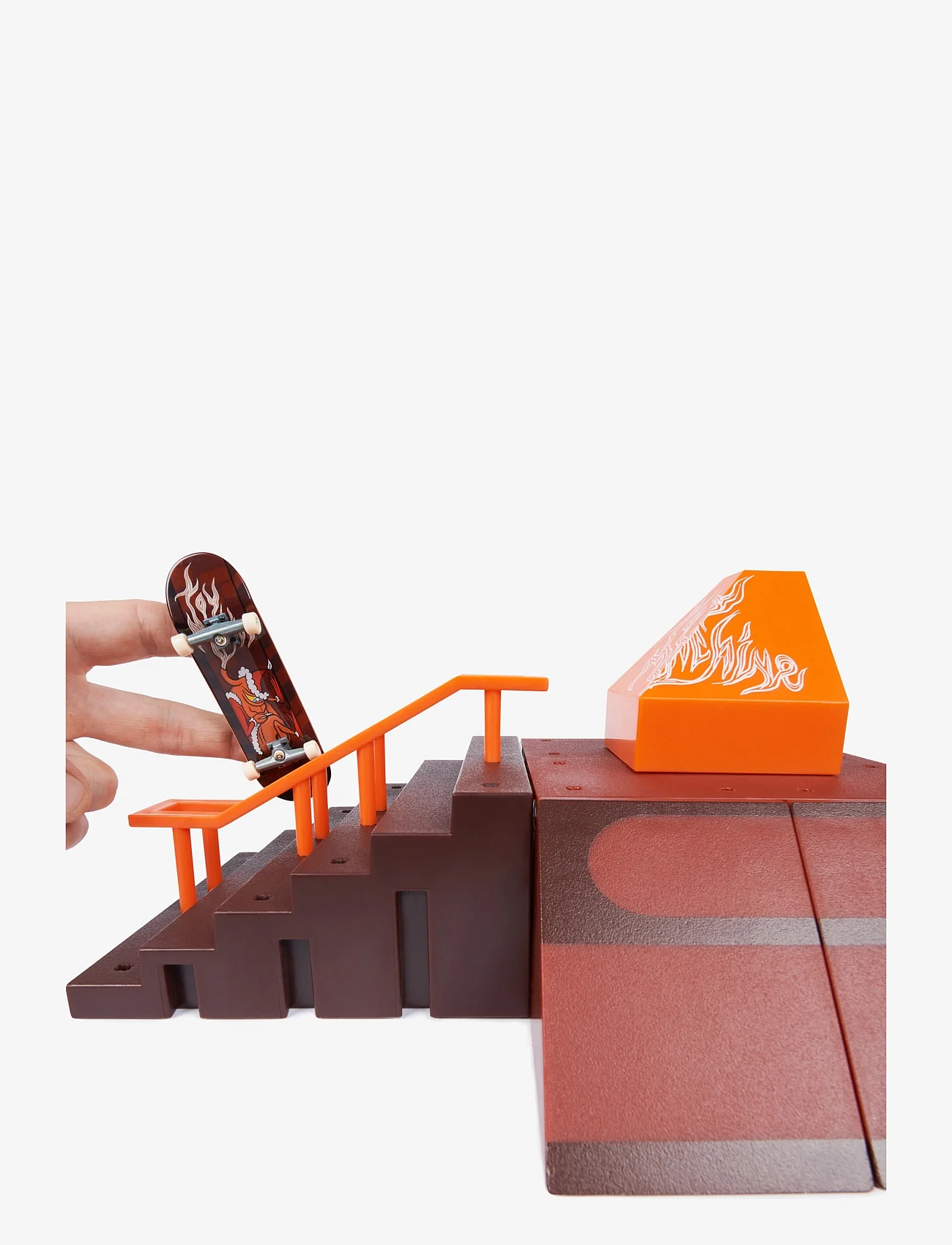 Tech Deck X-Connect Pyramid Shredder Skate Park Fingerboard Set